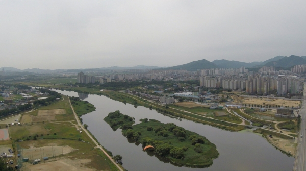 아산시, ‘낚시쓰레기 되가져가기’ 캠페인