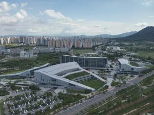 충남 서해호 전복 사고, 구조 작업 난항